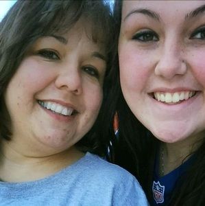 Meet your Posher, Lori